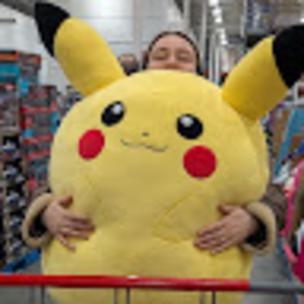 Meet your Posher, Maya